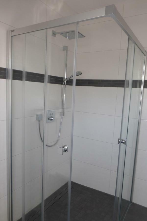 Ferienwohnung Am Eifelsteig 罗埃特根 外观 照片
