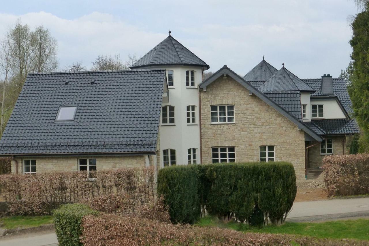 Ferienwohnung Am Eifelsteig 罗埃特根 外观 照片